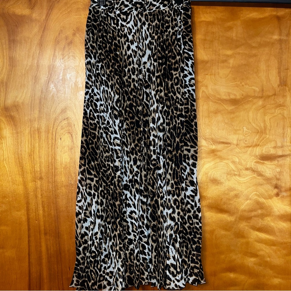 JODIFL Leopard Print Maxi Skirt